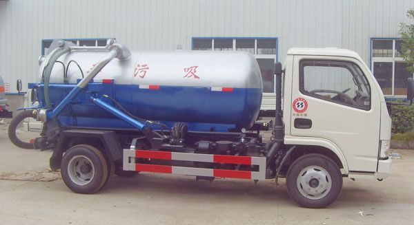 東風(fēng)福瑞卡吸污車