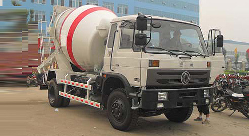 東風(fēng)混凝土攪拌運(yùn)輸車
